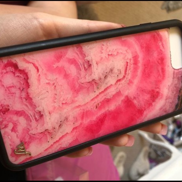 BRAND NEW WILDFLOWER CASE - Picture 2 of 3